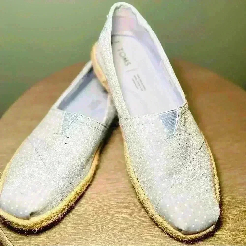 TOMS Slip in Shoes‎